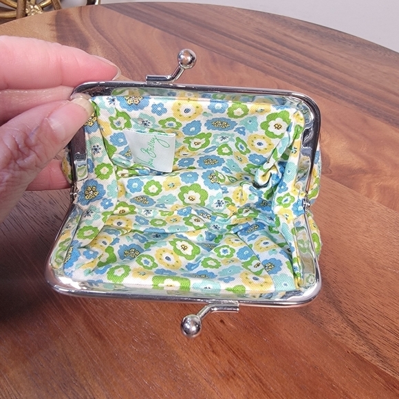 Vera Brandly English Meadow Floral Quilted Count Purse Small Kiss Lick Bag - Picture 7 of 16